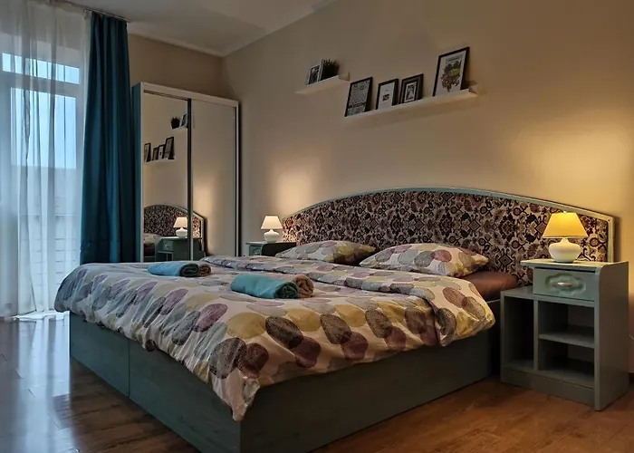 Cozy Two Apartment